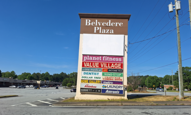 Belvedere Plaza Sign
