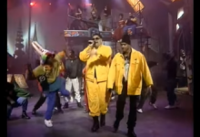 Heavy D performance on In Living Color with Tupac and Sean Combs in the background.